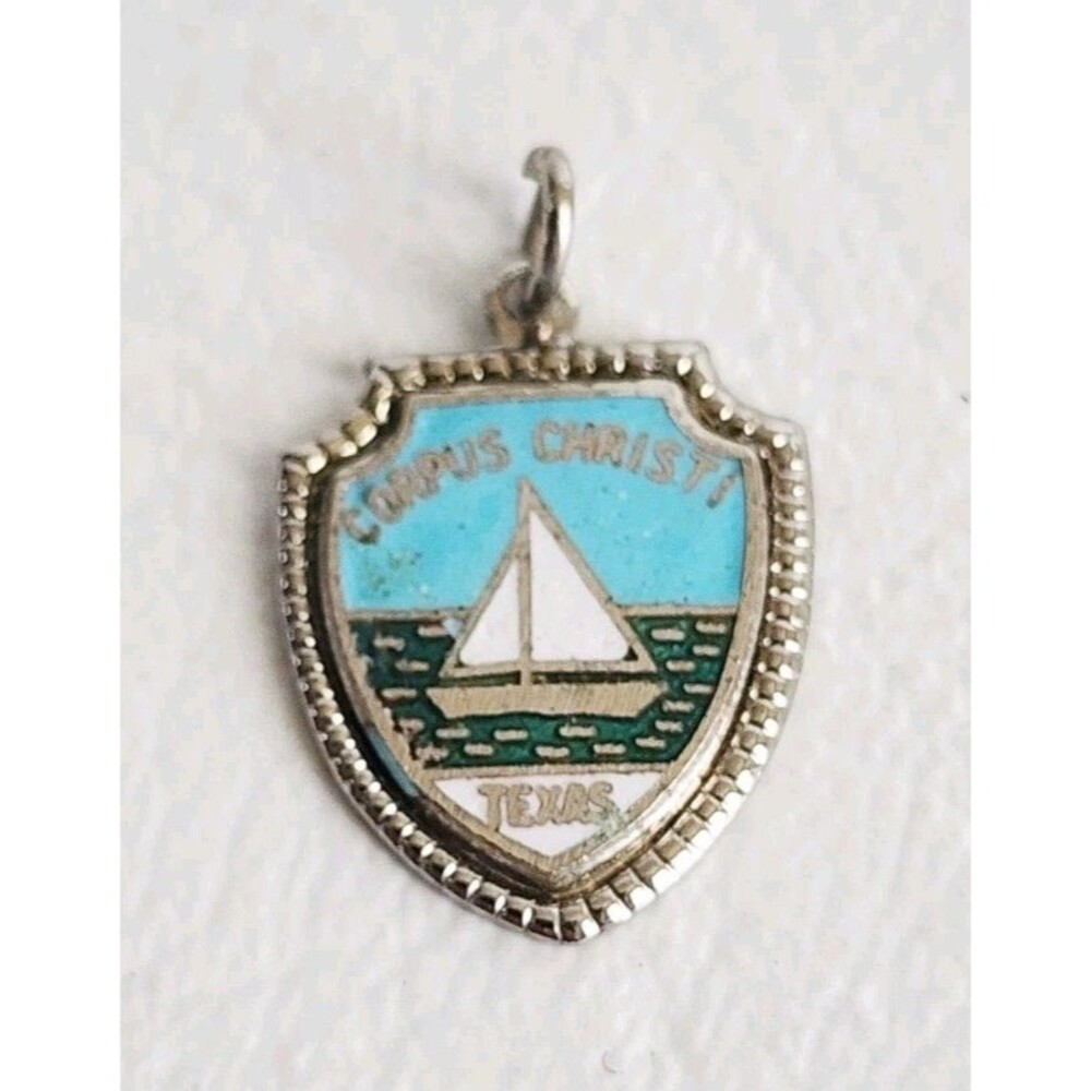 Vintage sterling silver Corpus Christi TEXAS STATE TRAVEL SHIELD Enamel Charm